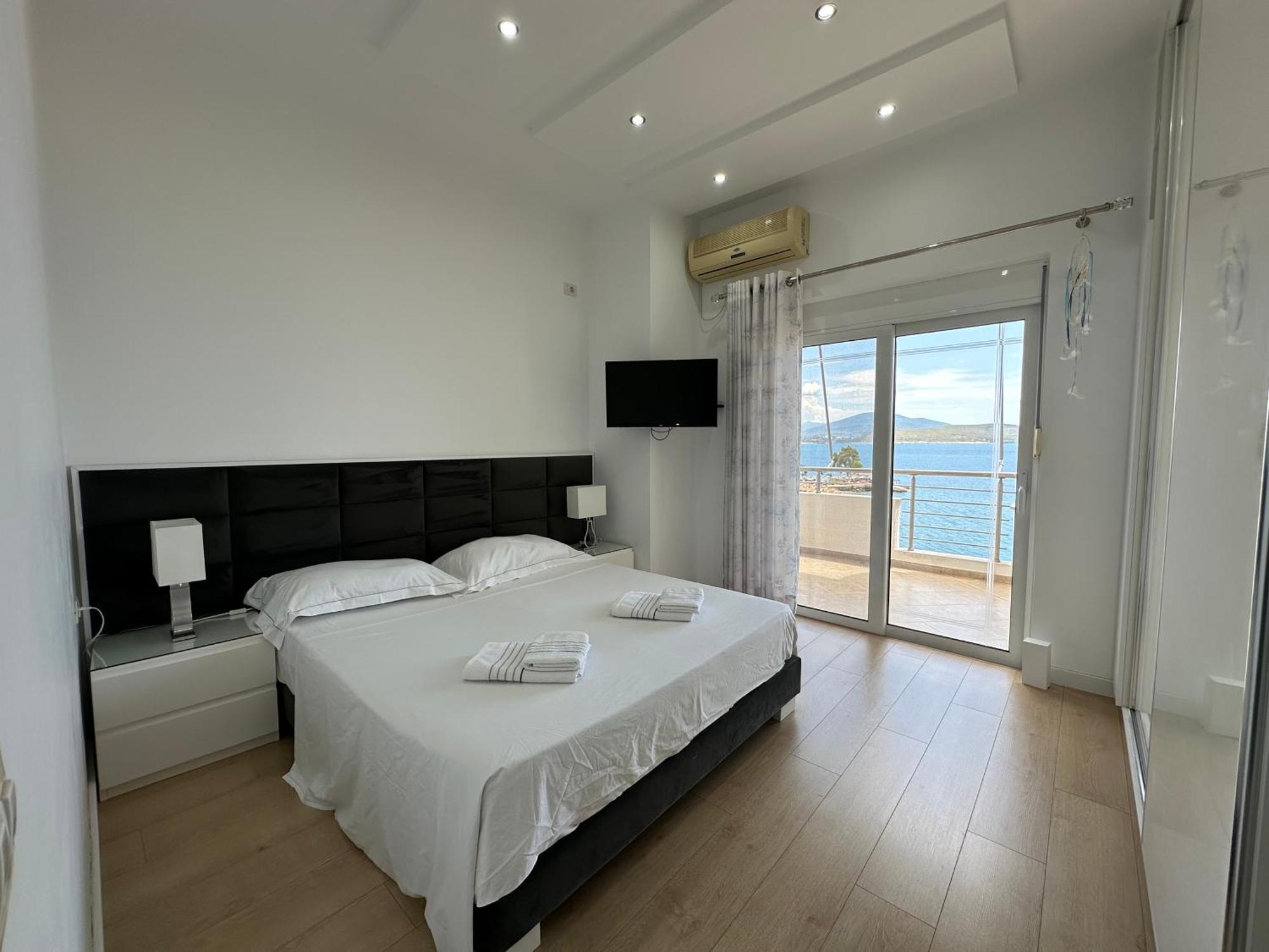 Luxy Coral Aparts Lägenhet Sarandë Exteriör bild