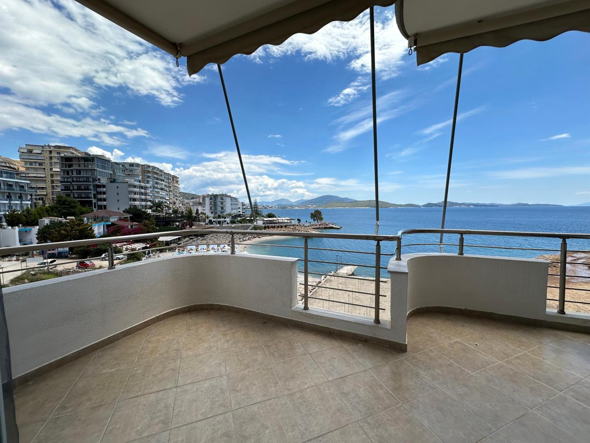 Luxy Coral Aparts Lägenhet Sarandë Exteriör bild