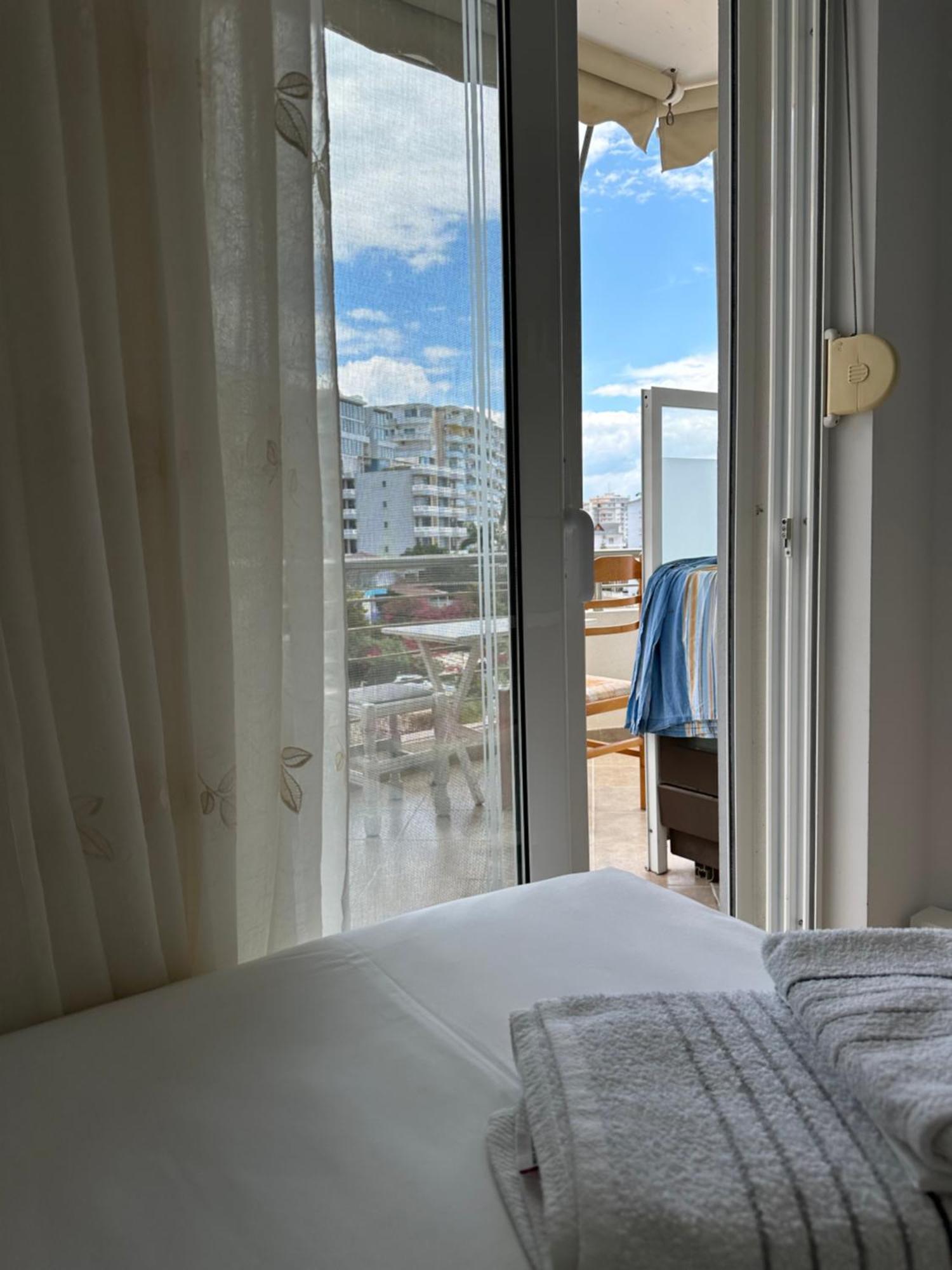 Luxy Coral Aparts Lägenhet Sarandë Exteriör bild